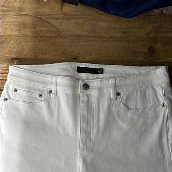 Lauren Ralph Lauren White Jean Shorts Knee-Length for Women. NEW - Picture 3 of 7